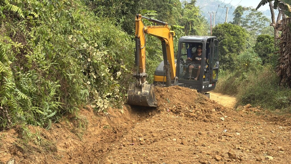 Dukung Infrastruktur Desa, Satgas TMMD ke-130 Bangun Saluran Drainase di Pammulukang